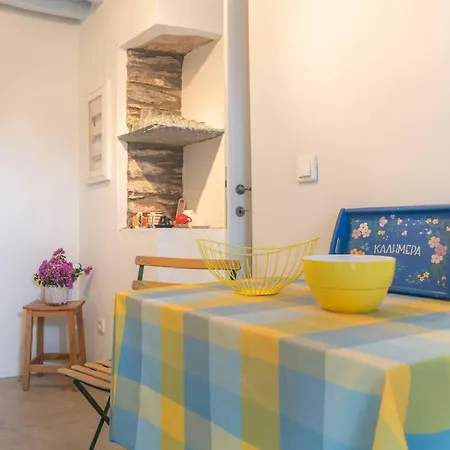 The Walnut Tree - Cycladic Getaway By Explore Andros