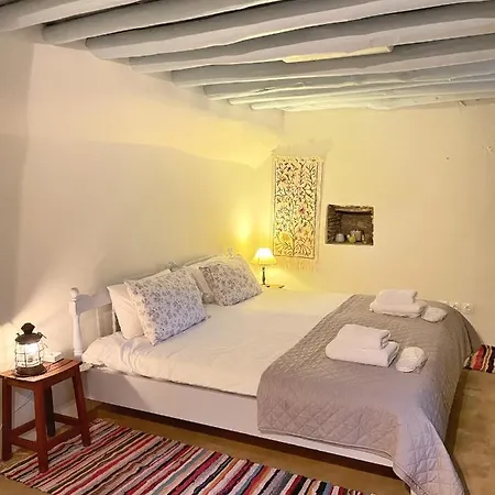 The Walnut Tree - Cycladic Getaway By Explore Andros 公寓 Lámira