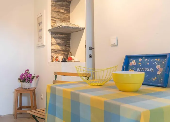 The Walnut Tree - Cycladic Getaway By Explore Andros