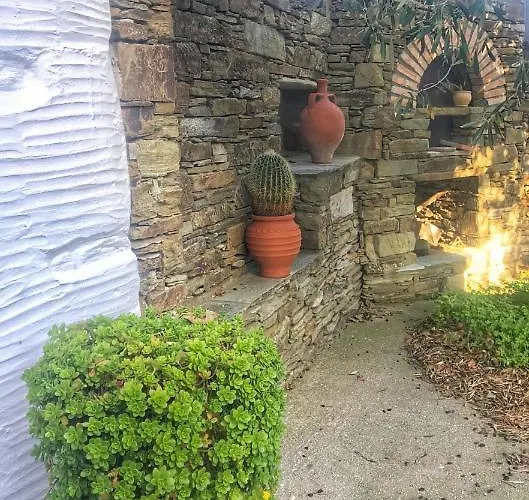 The Walnut Tree - Cycladic Getaway By Explore Andros