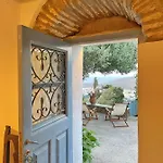 The Walnut Tree - Cycladic Getaway By Explore Andros * Lámira